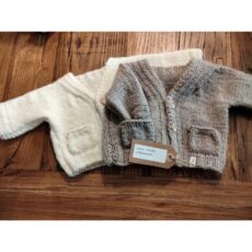 Neuletakki taskuilla/puunapeilla 0-3kk