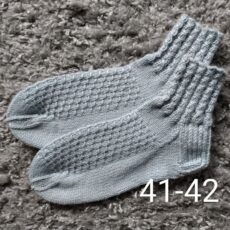 Sukat 41-42