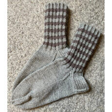 Villasukat 44-45
